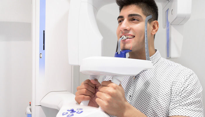 Dental x-ray imaging at West End Dental Centre